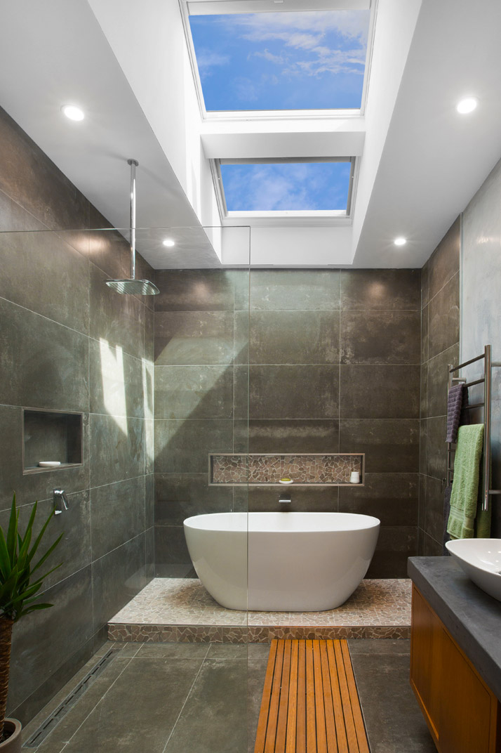bathroom skylights with bathtub in auckland